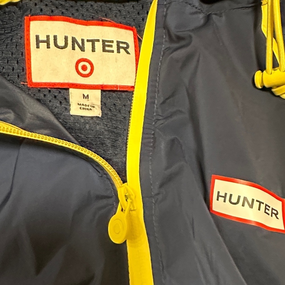 Hunter Navy and Yellow Vest sz medium - Picture 3 of 5